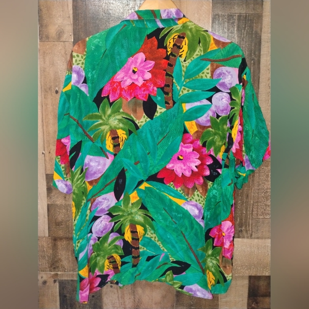 Vintage Saks Fifth Avenue Men's Hawaiian Button Down Shirt Large Floral - Picture 3 of 7